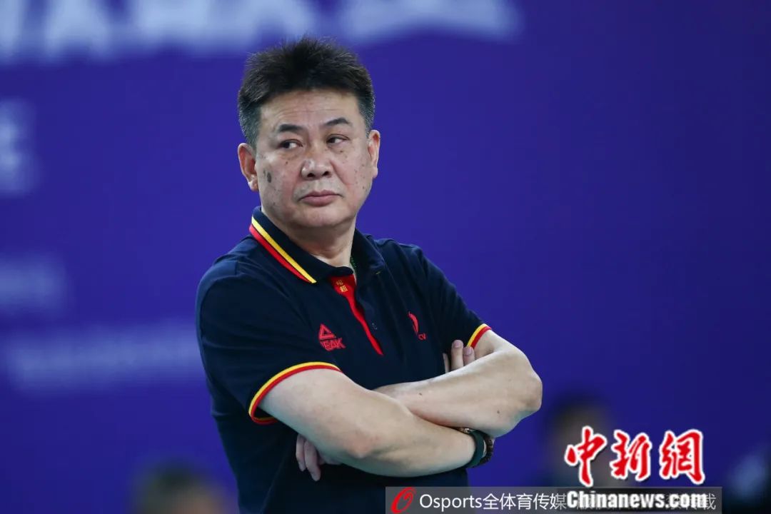 资料图:中国女排主帅蔡斌 图片来源:Osports全体育图片社 资料图:中国女排主帅蔡斌 图片来源:Osports全体育图片社