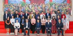 <b>海外华文新媒体高级人才研修班在广西中华文化学院举办</b>