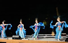 <b>海外华侨华人：遥寄乡情于元宵</b>