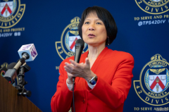 <b>加拿大多伦多市长邹至蕙：我希望将多伦多建设成为一个更安全、更有爱心、更</b>